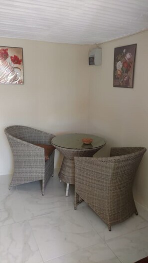 Dining - Edwin's secret Hidaway apartment (Vieux Fort)