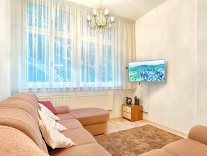 Televisión de pantalla plana