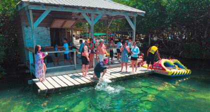 Hidden Treasure Vacation Home:<br>Bayblue Suite 2