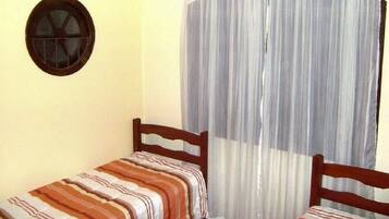 3 makuuhuonetta, internet