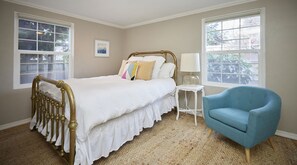 3 quartos, ferros/tábuas de passar roupa, Wi-Fi de cortesia