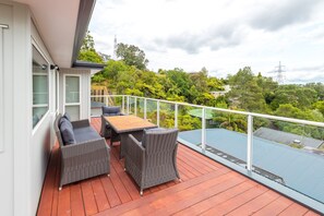 Vila elite, vista para o mar | Sacada