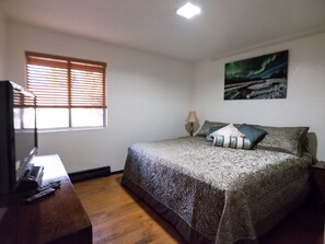 2 soverom, strykejern/-brett, wi-fi (inkludert) og sengetøy