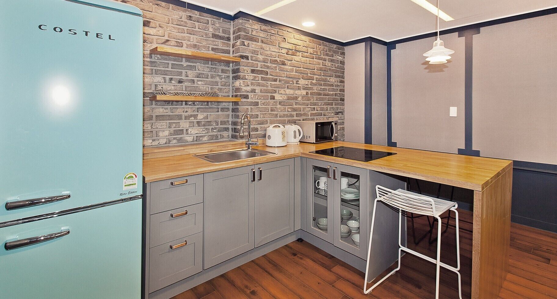 classic room | private kitchenette | full-sized fridge, microwave, stovetop, electric kettle