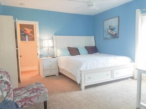 尊榮客房 | 布置獨特、書桌、筆電工作空間、免費無線上網