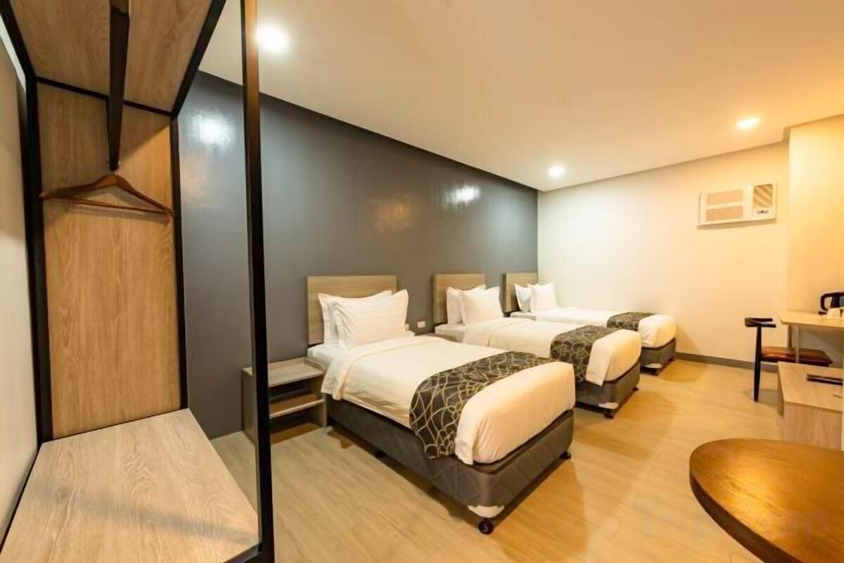 Desk, laptop workspace, free WiFi, bed sheets