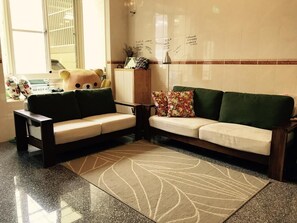 Interior - Feng Su (Donggang)