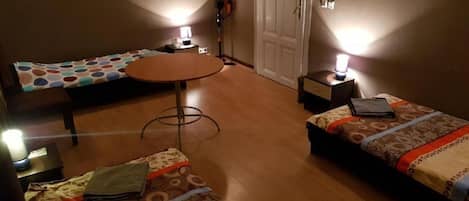 1 bedroom, premium bedding, memory-foam beds, soundproofing