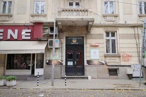 Fachada de la propiedad