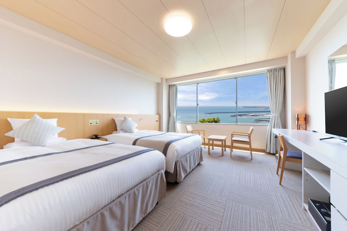1 bedroom, in-room safe, blackout curtains, free WiFi