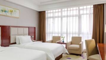 Design Twin Room | 1 bedroom, desk, blackout drapes, free WiFi