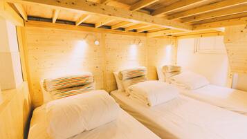 Kamer, gemengde slaapzaal | Gratis wifi, beddengoed