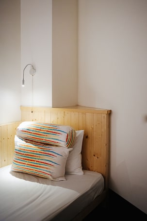 Wifi gratis y ropa de cama