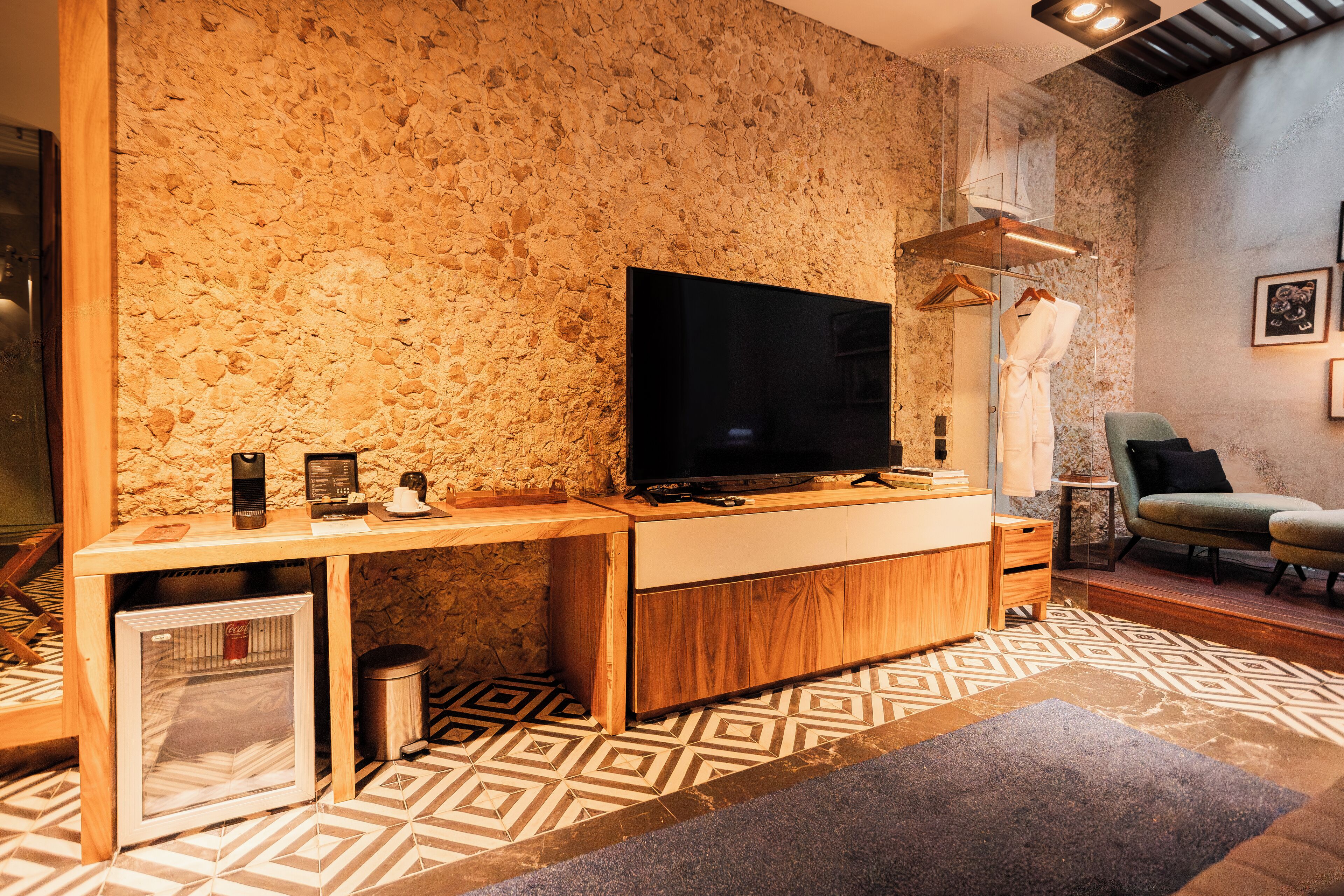 Photo - Diez Diez Collection