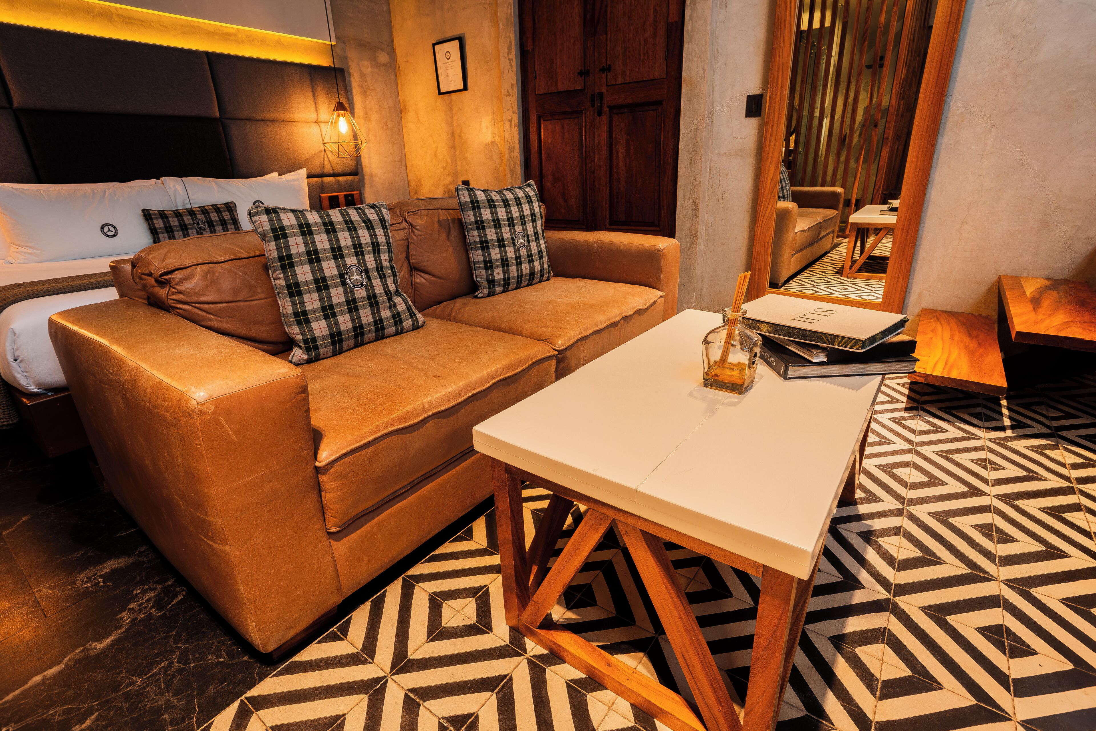 Photo - Diez Diez Collection