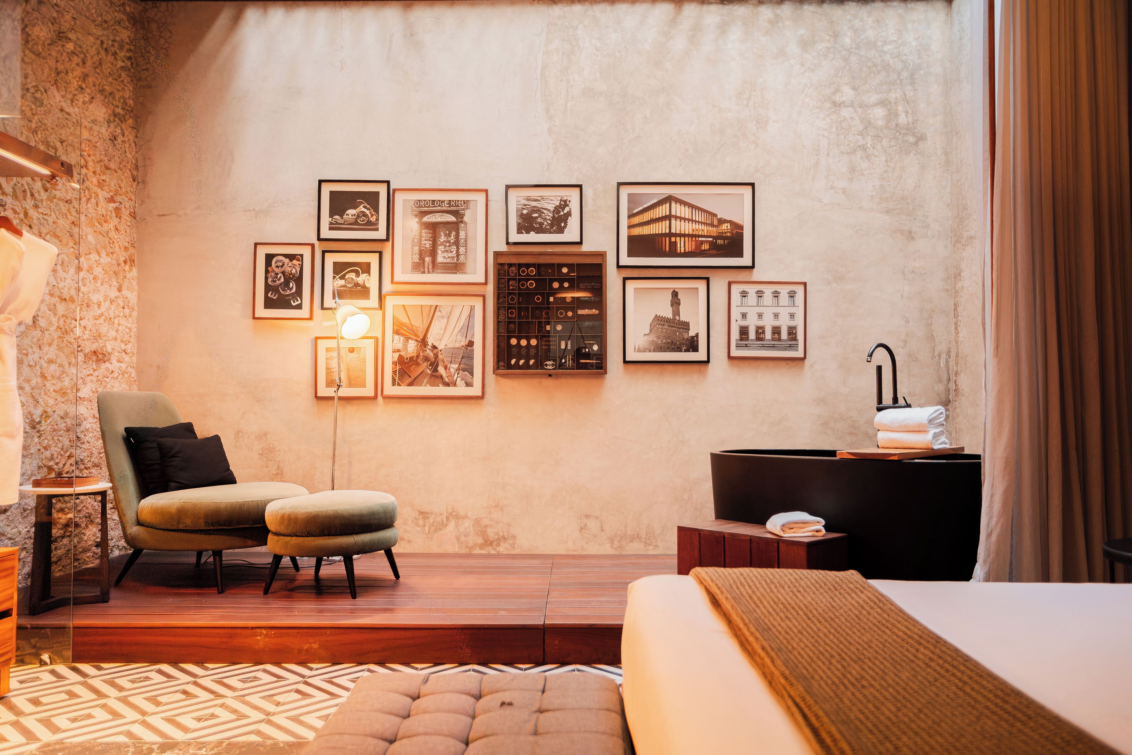 Photo - Diez Diez Collection