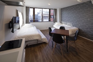 Habitación (501) | Escritorio, insonorización, tabla de planchar con plancha y wifi gratis