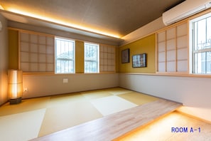 2 Bedrooms Townhouse A-1