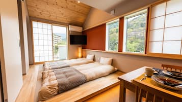 联排别墅, 2 间卧室 (A-2) | 2 多间卧室、熨斗/熨衣板、免费 WiFi