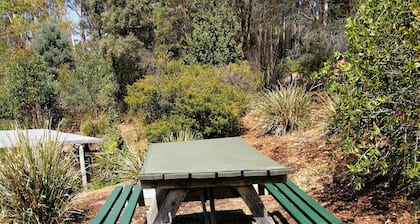 Minnow cabins, peaceful bush setting, cabin 2