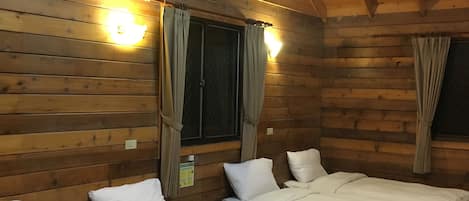 Signature-Chalet (4PAX) | Schreibtisch, kostenloses WLAN, Bettwäsche