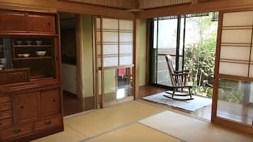 Chambre (KASUMI-an) | 1 chambre, bureau, Wi-Fi gratuit