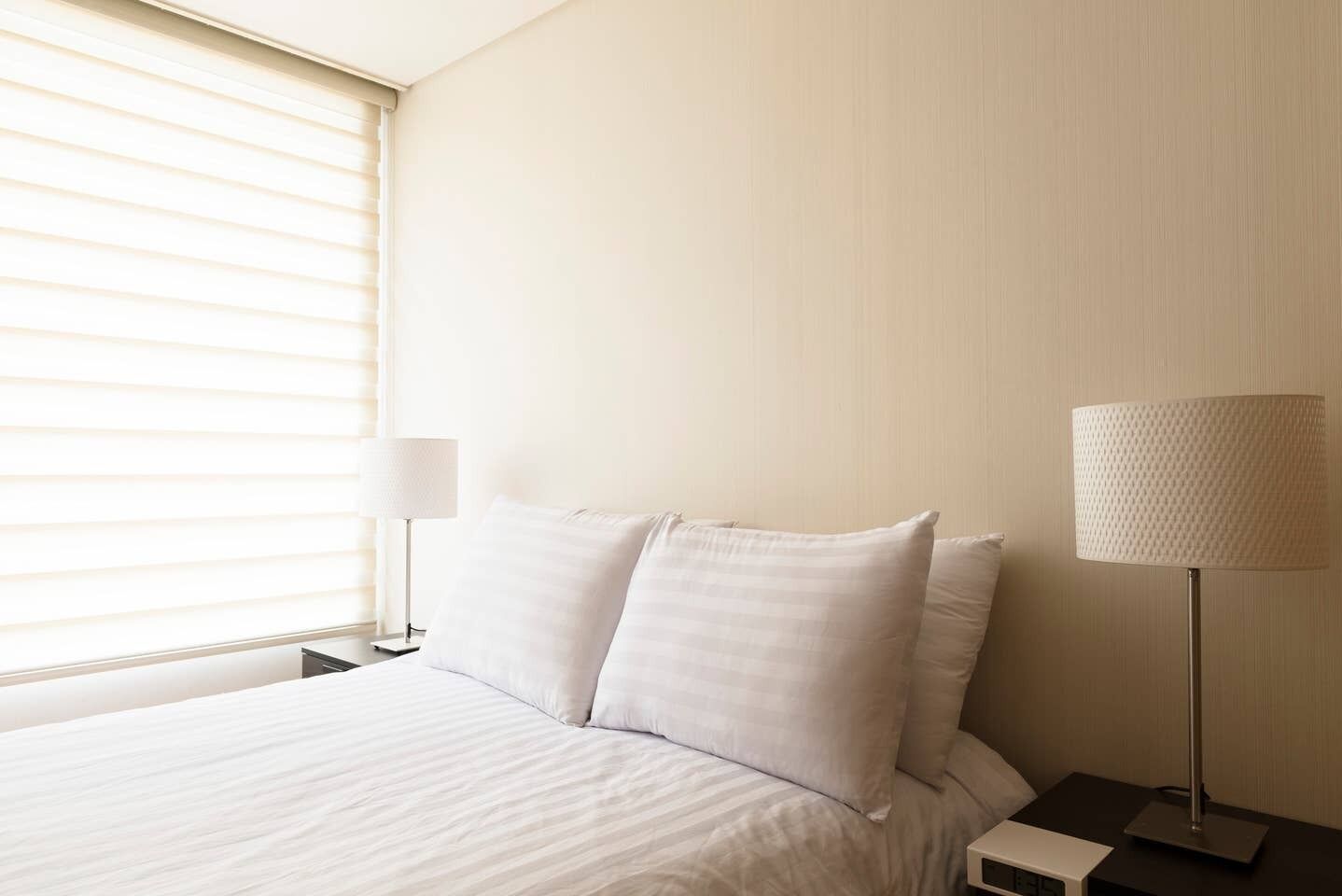 2 bedrooms, iron/ironing board, WiFi