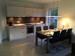 Immagine non classificata, 5 di 16, pulsante