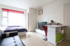 1 camera, ferro/asse da stiro, Wi-Fi