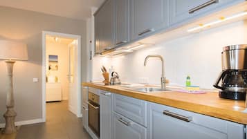 Refrigerador y lavavajillas