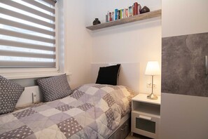 2 bedrooms
