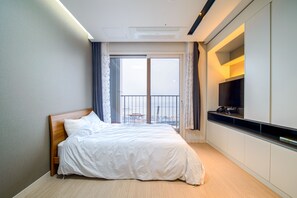 Standard Room | Free WiFi - Sokcho Daemyeong Samsung Home Prestige Pension (Sokcho)