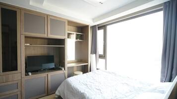 1 bedroom, iron/ironing board, WiFi