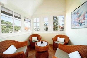 Imagen sin descripción, 4 de 8, botón