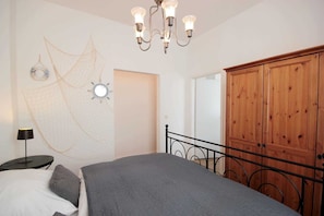2 Schlafzimmer, Reisekinderbett, WLAN