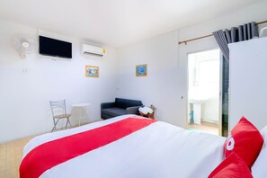 Free WiFi, bed sheets - OYO 644 Pong Pai House (Bangkok)