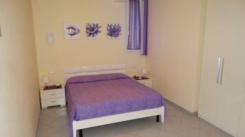 1 chambre, fer et planche Ă repasser, lit parapluie, Wi-Fi gratuit