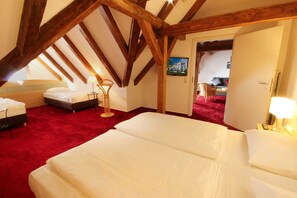 Unclassified image, 2 of 11, button