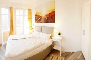 2 Schlafzimmer, Schreibtisch, WLAN