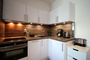 Fridge, microwave, oven, dishwasher