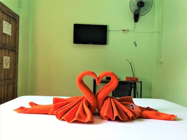 Interior - central festival chiang mai 18 kilometers. (สันทราย)