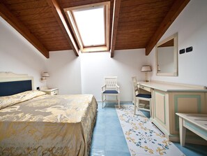 2 Schlafzimmer, Schreibtisch, Internetzugang