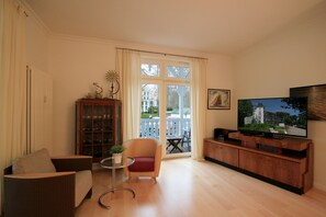 Fernseher