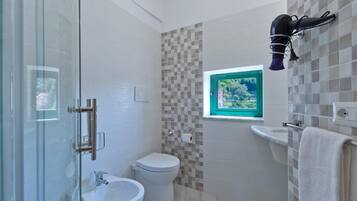 Hiustenkuivaaja, vessapaperi