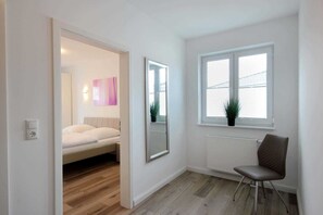 3 habitaciones, caja de seguridad en la habitación y cuna de viaje 