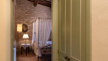 2 bedrooms, WiFi
