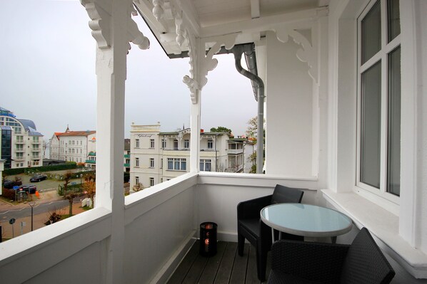 Imagen sin descripción, 1 de 9, botón