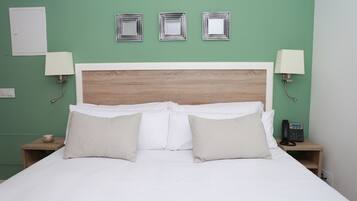 2 habitaciones, tabla de planchar con plancha y internet