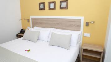 2 habitaciones, tabla de planchar con plancha y internet