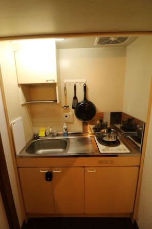 Casa família | Cozinha americana privada | Geladeira, micro-ondas, cooktop, chaleira elétrica
